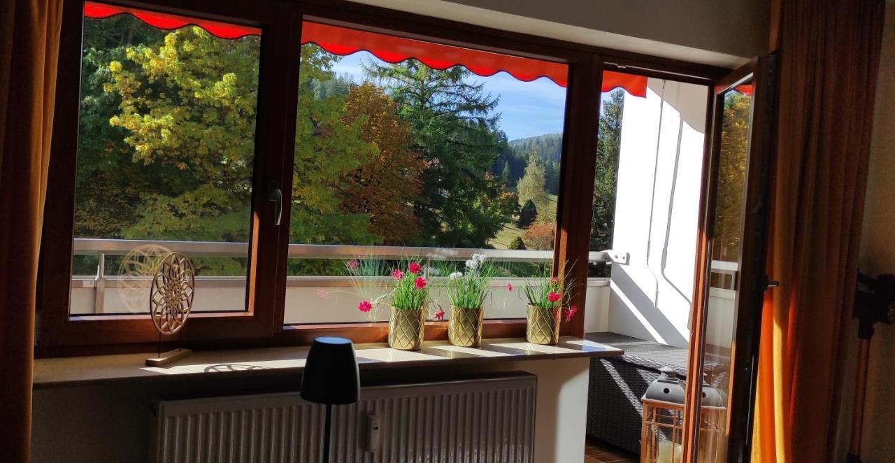 Ferienwohnung "Hirschlein" Im Schwarzwald Baiersbronn Buitenkant foto